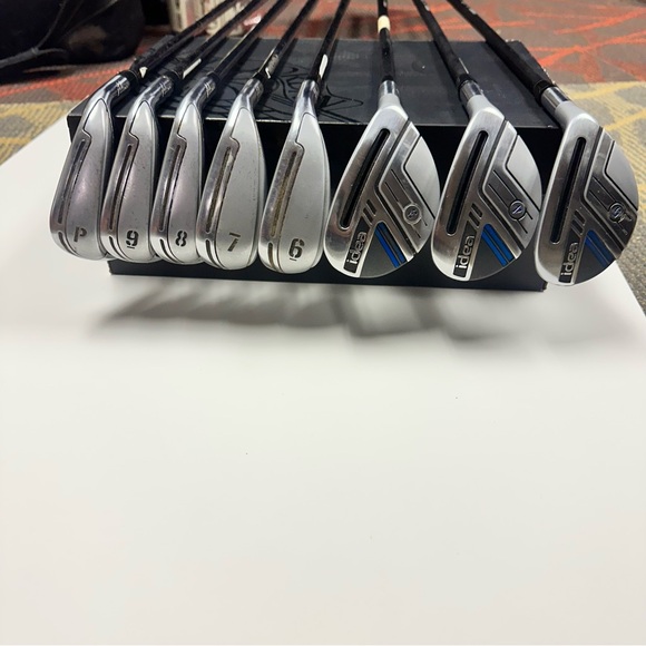 Adams Golf Men’s Hybrid #3- PW Golf Club in Silver and Black - Picture 2 of 15